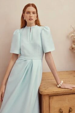 Delphine Dress Ice Blue Cloqué -Lady Style Wear Delphinebluemodel2WEB