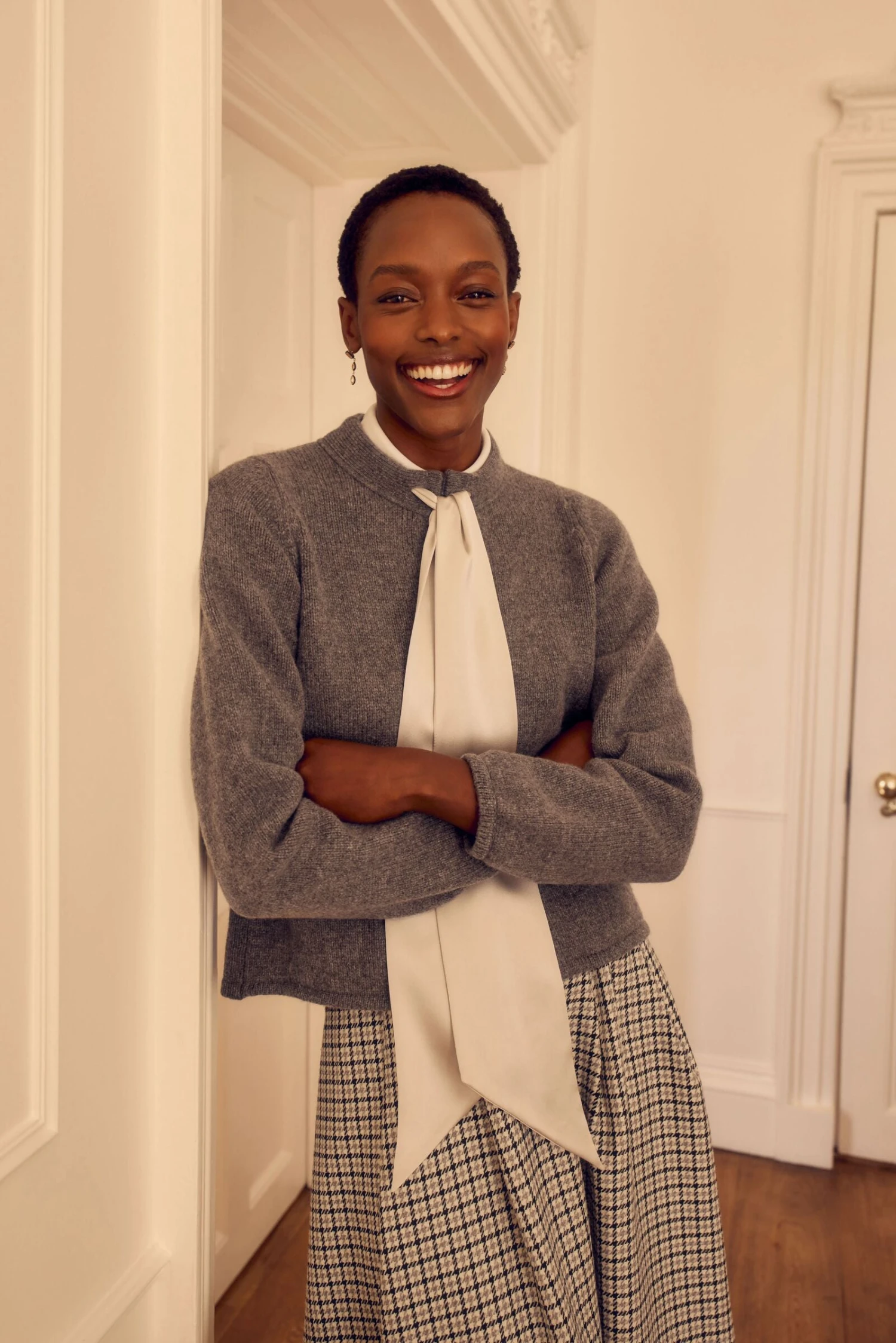 Fine Lambswool And Cashmere Cardigan Grey 4 Fine Lambswool And Cashmere Cardigan Grey - Image 2