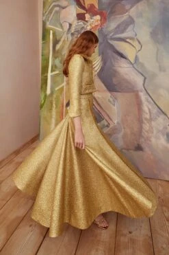Zelda Full Skirt Gold Tweed -Lady Style Wear Laylaandzeldamodel2WEB 168b4b4f bfa6 4515 bff3 25793fff02c2