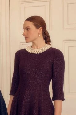 Chunky Pearl Collar Aubergine 7 Chunky Pearl Collar Aubergine -Lady Style Wear LucyDressNavyandAubergineTweedmodel2 ProductPageWebSize 1