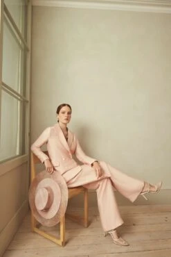 Rappalo Pink Luxe Linen Suit 13 Rappalo Pink Luxe Linen Suit -Lady Style Wear Rappalo Blazer and Trousers Luxe Linen Pink Product Page Web Size 3